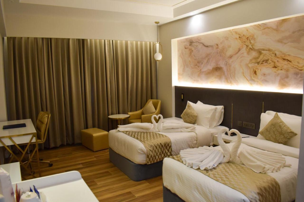 Tulip Inn Shravasti Bahraich ภายนอก รูปภาพ