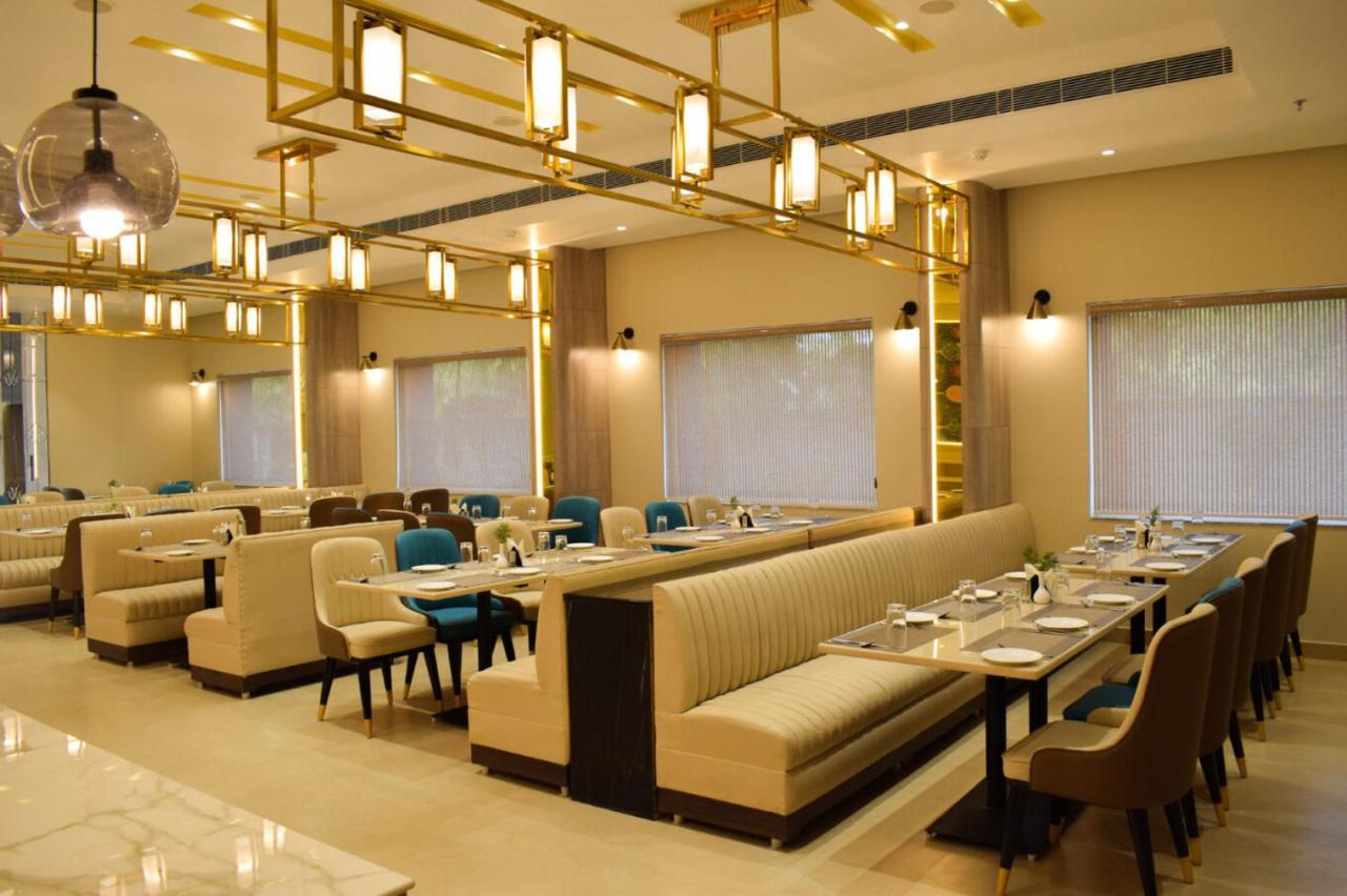 Tulip Inn Shravasti Bahraich ภายนอก รูปภาพ