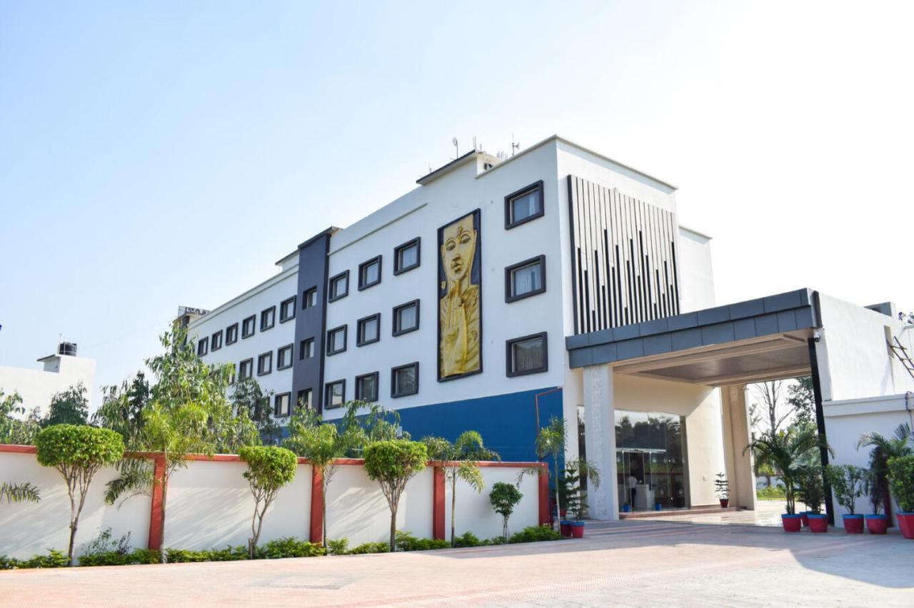 Tulip Inn Shravasti Bahraich ภายนอก รูปภาพ