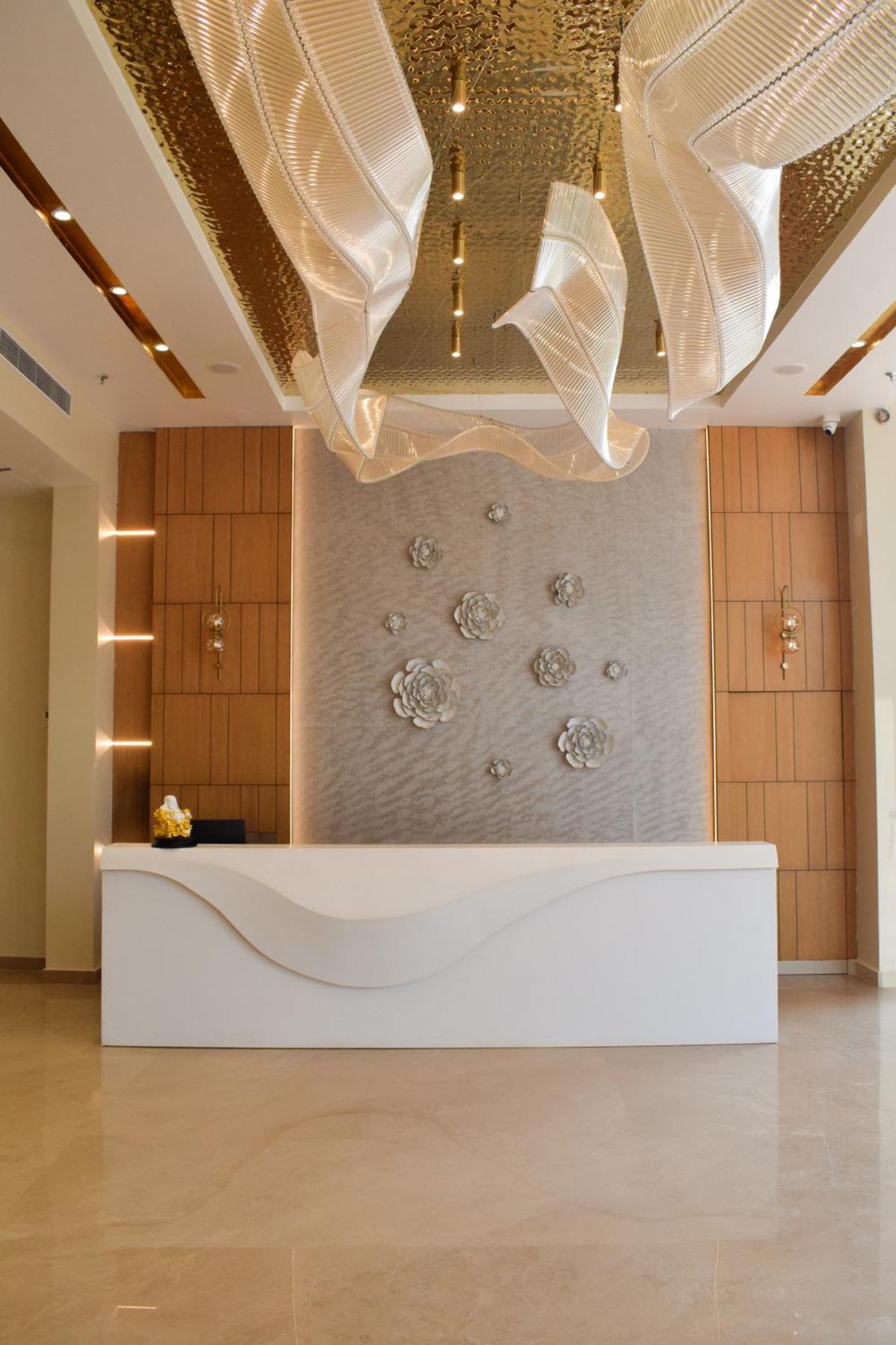 Tulip Inn Shravasti Bahraich ภายนอก รูปภาพ